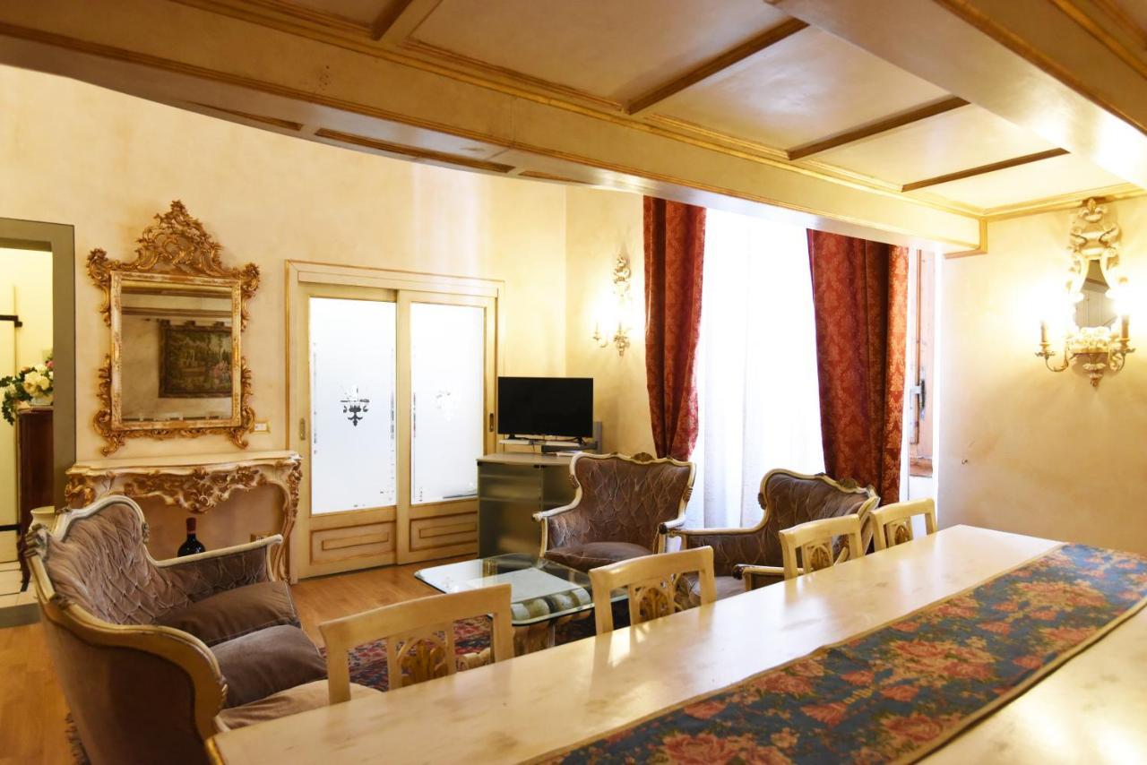 Italian Experience-Suite Medici Loft 8 Florenz Exterior foto